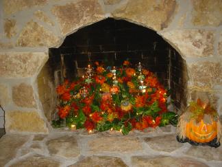 2004-10-15-Home-Halloween-Decorations-01.JPG