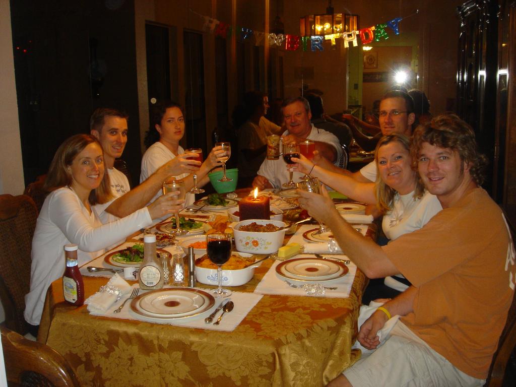 2004/11(Nov)/01(Jims-BD)/1024x768_2004-11-07-Jims-57thBD-dinner-01.JPG