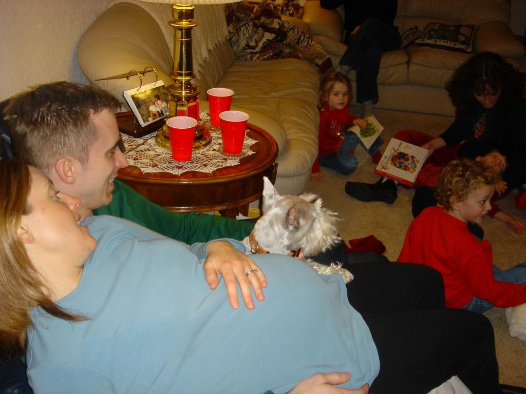 2004/12(Dec)/08(Christmas-Eve)/1024x768_2004-12-24-03.JPG