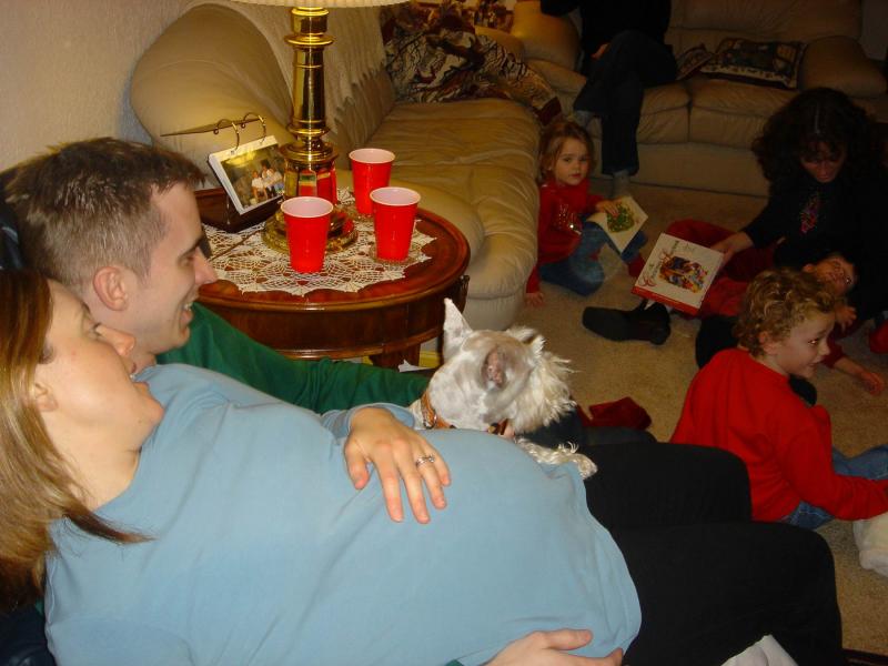 2004/12(Dec)/08(Christmas-Eve)/800x600_2004-12-24-03.JPG