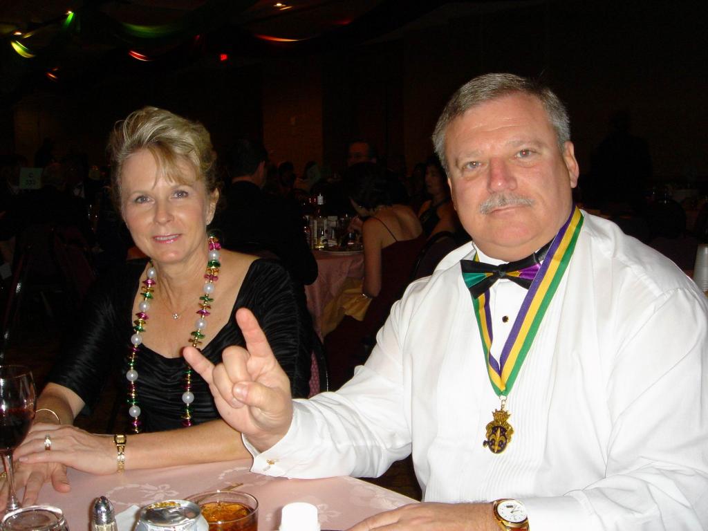 2005/01(Jan)/01(Coronation-Ball)/1024x768_2005-01-08-Coronation-Ball-18.JPG