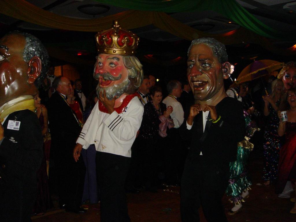 2005/01(Jan)/01(Coronation-Ball)/1024x768_2005-01-08-Coronation-Ball-52.JPG