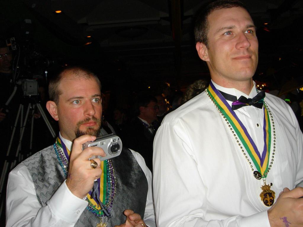 2005/01(Jan)/01(Coronation-Ball)/1024x768_2005-01-08-Coronation-Ball-53.JPG