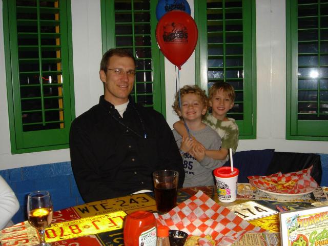 2005-01-13-Justins-BD-Dinner-03.JPG