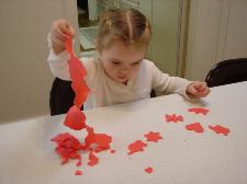 2005-01-15-Kyla-Vale-Play-Dough-3.JPG