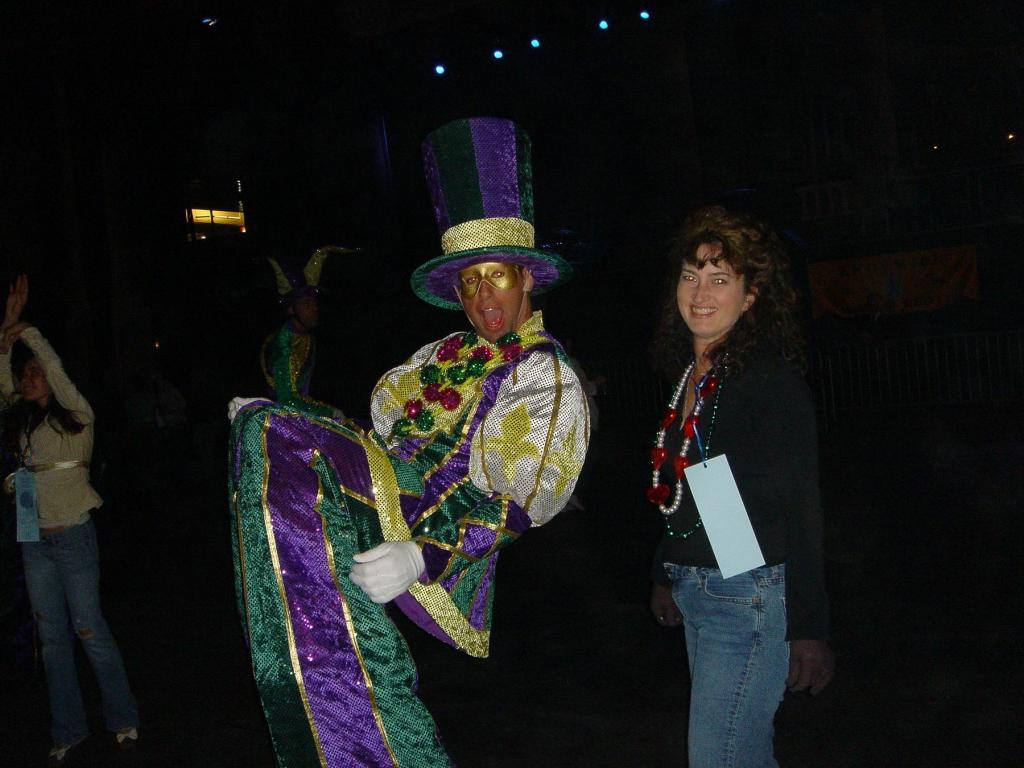 2005/02(Feb)/01(MardiGras)/1024x768_2005-02-04-Beans-Jeans-08.JPG