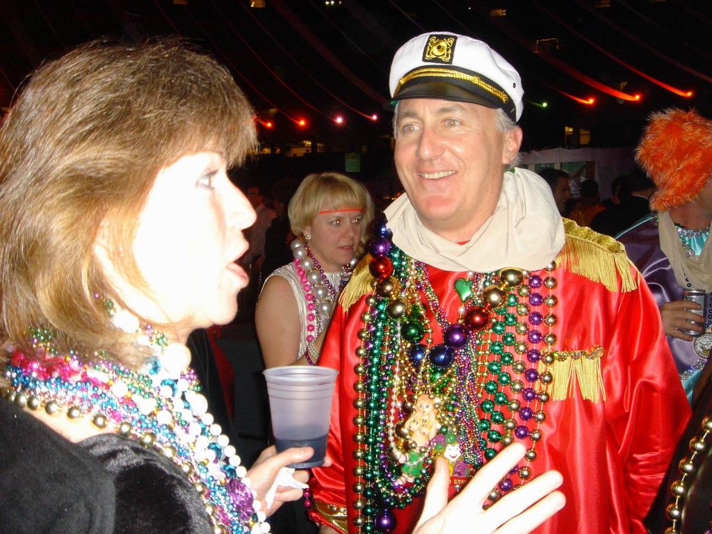 2005/02(Feb)/01(MardiGras)/1024x768_2005-02-05-Superdome-Extravaganza-09.JPG