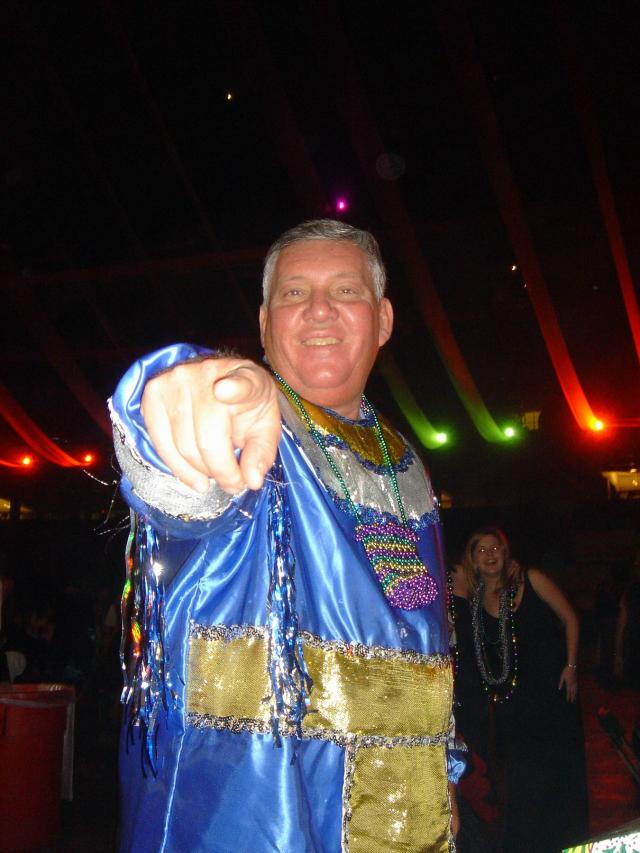 2005/02(Feb)/01(MardiGras)/640x480_2005-02-05-Superdome-Extravaganza-19.JPG