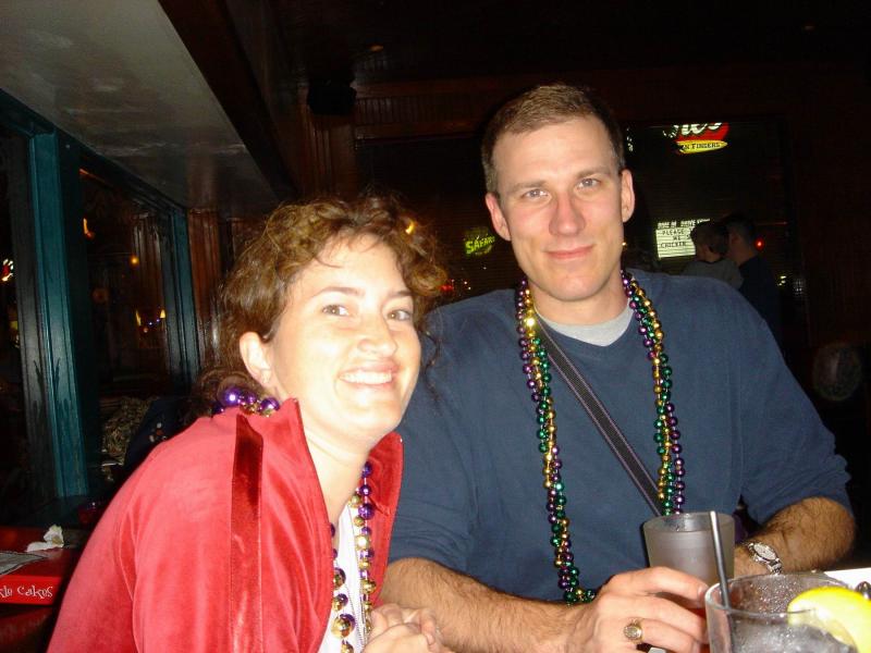 2005/02(Feb)/01(MardiGras)/800x600_2005-02-02-Dinner-Copelands-2.JPG