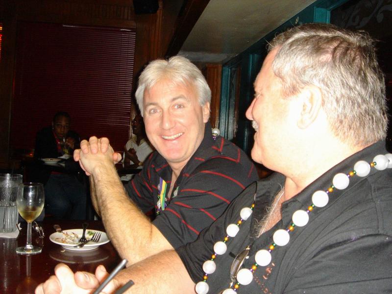 2005/02(Feb)/01(MardiGras)/800x600_2005-02-02-Dinner-Copelands-3.JPG