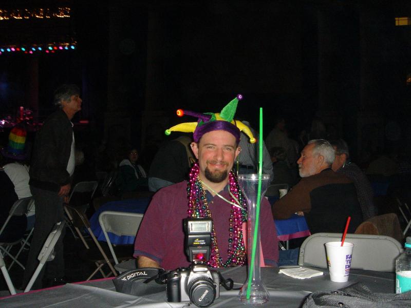 2005/02(Feb)/01(MardiGras)/800x600_2005-02-04-Beans-Jeans-12.JPG