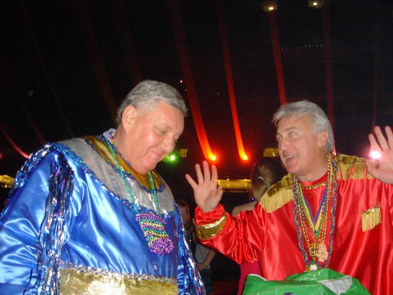 2005/02(Feb)/01(MardiGras)/800x600_2005-02-05-Superdome-Extravaganza-20.JPG