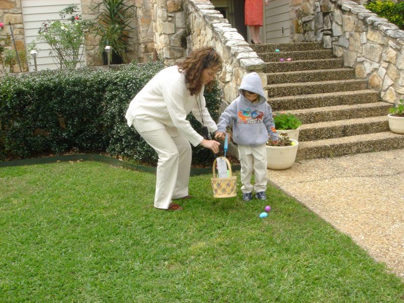 2005/03(March)/05(Easter)/800x600_2005-03-27-Easter-18.JPG