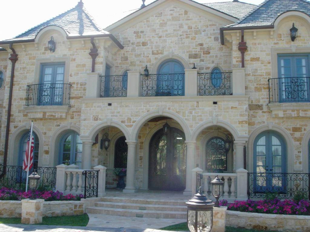 2005/04(April)/Houston/1024x768_House-on-Course5.JPG