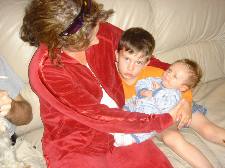 2005-04-24-Susie-Dax-Ian.JPG
