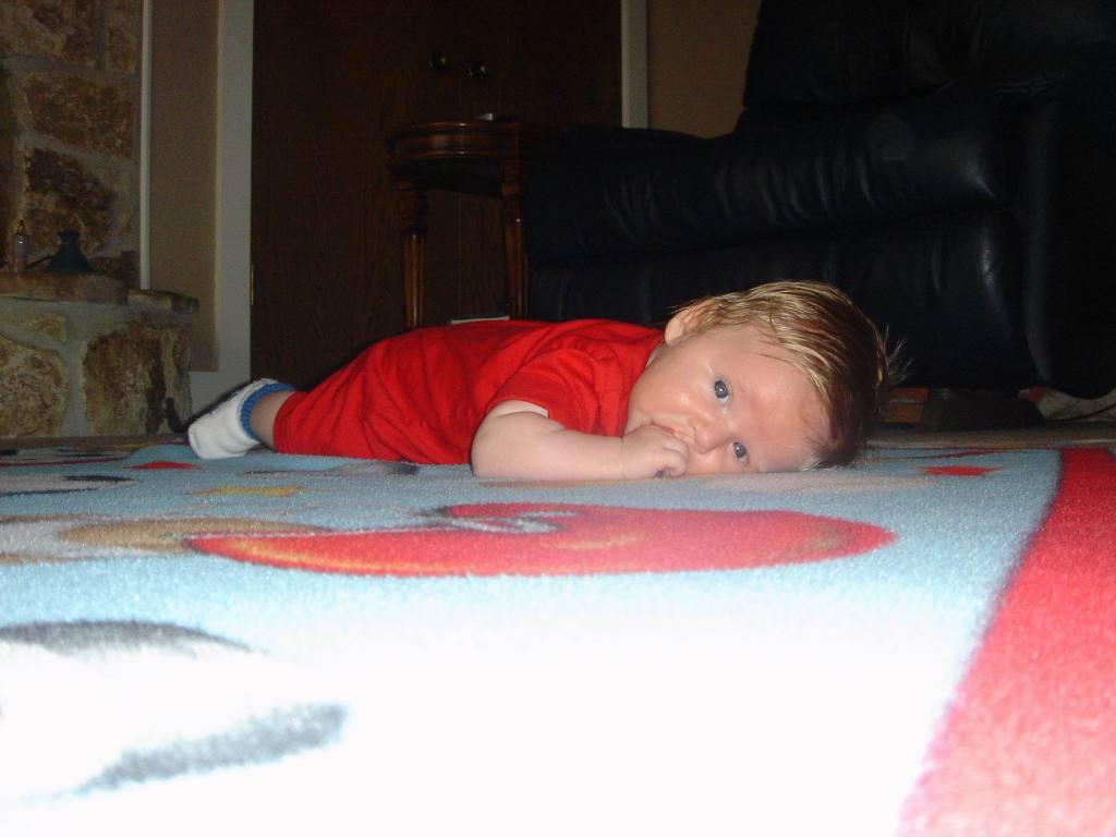2005/05(May)/01(Ian)/1024x768_2005-05-18-Ian-0.JPG