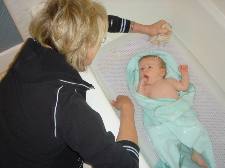 2005-05-02-Ian-Visits-Grandma-04.JPG