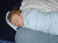 2005-05-02-Ian-Visits-Grandma-13.JPG