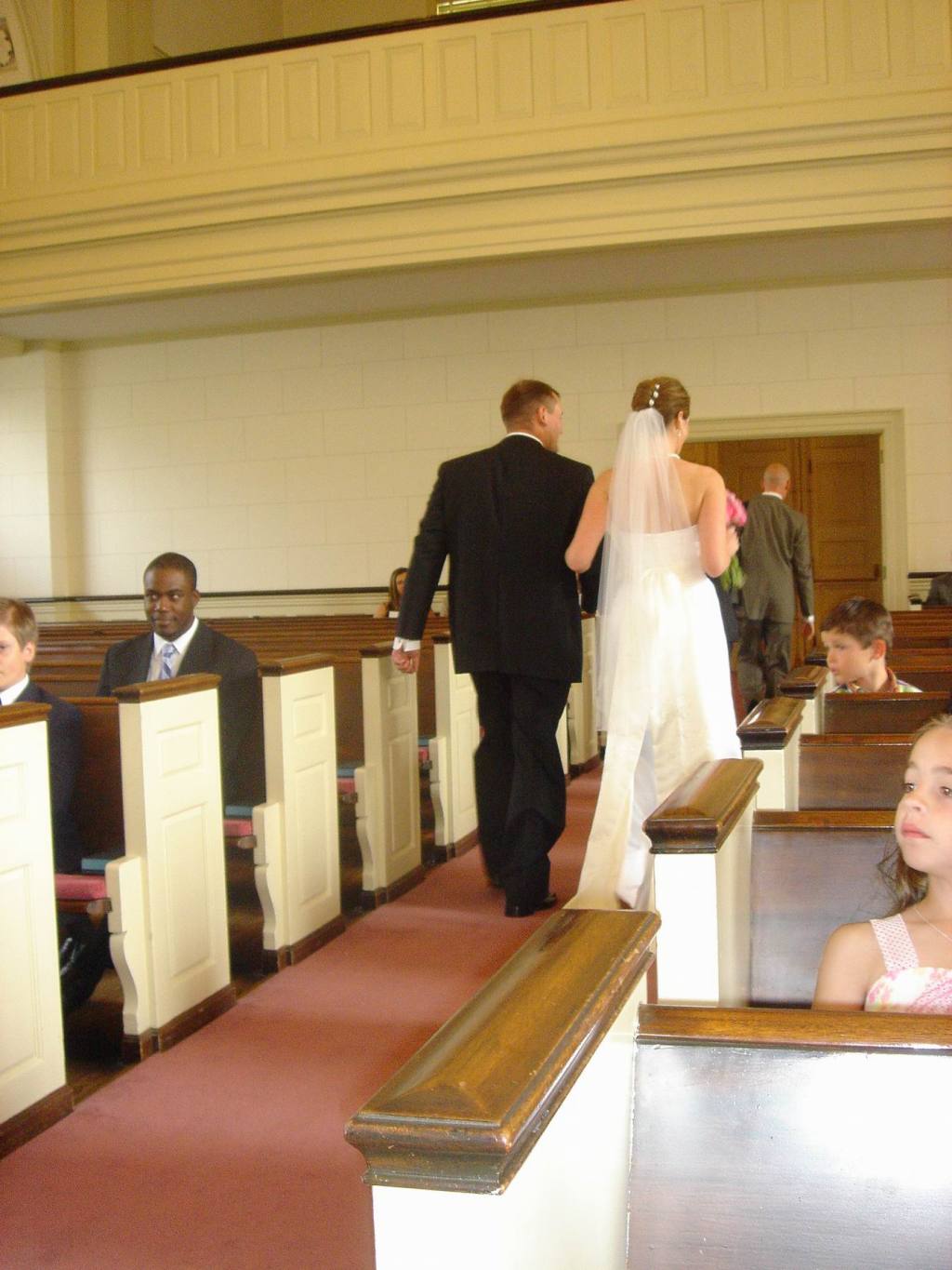 2005/06(June)/01(Hahn-Tompkins-Wedding)/1024x768_2005-06-11-14.JPG