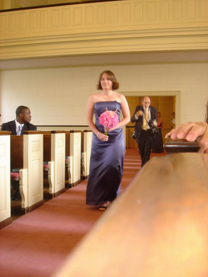2005/06(June)/01(Hahn-Tompkins-Wedding)/800x600_2005-06-11-02.JPG
