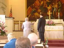 2005-06-11-00-Sue-Unity-Candle.JPG