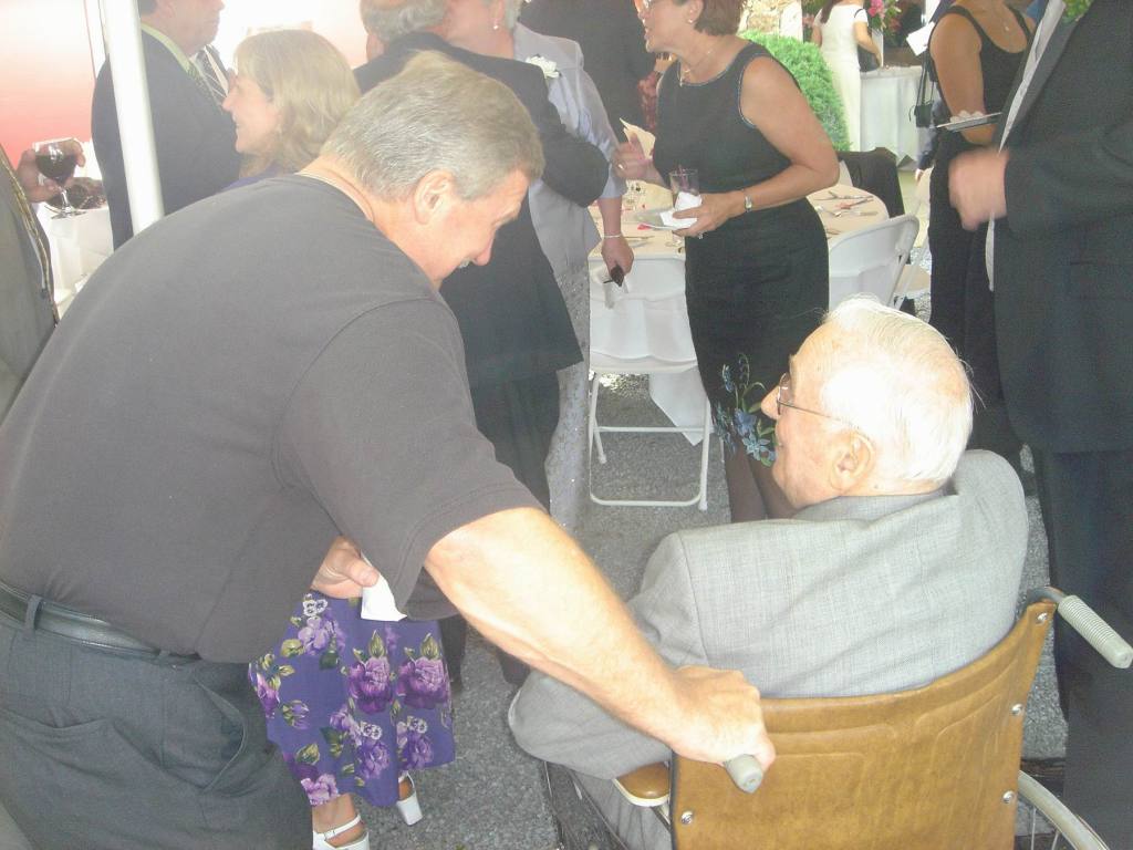 2005/06(June)/02(Reception)/1024x768_2005-06-11-09.JPG
