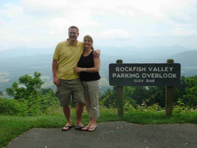 2005/06(June)/03(Virginia-Blueridge-mountains)/800x600_2005-06-13-05-Nick-Stef-Scott.JPG