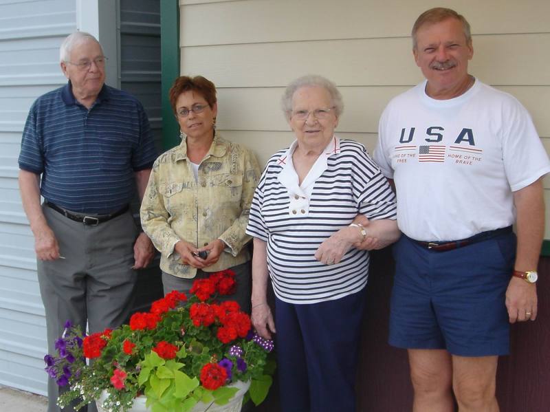 2005-07-05-Melvin-Pat-Mary-Jim.JPG