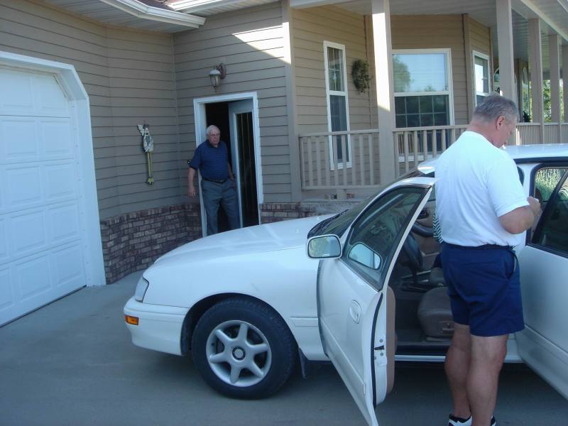 2005/07(July)/04(Mitchell)/800x600_2005-07-05-Pats-house-2.JPG