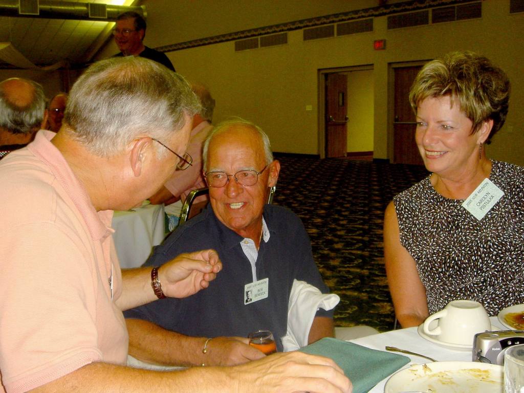 2005/07(July)/05(SDSMT-Reunion)/1024x768_2005-07-08-Ramkota-DSP-15.JPG