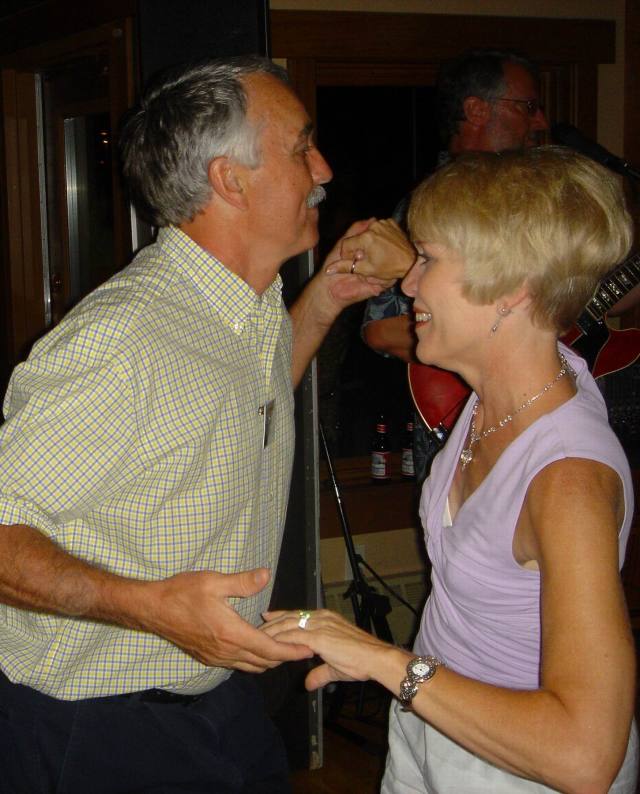 2005/07(July)/05(SDSMT-Reunion)/640x480_2005-07-09-Chophouse-DSP-19.JPG