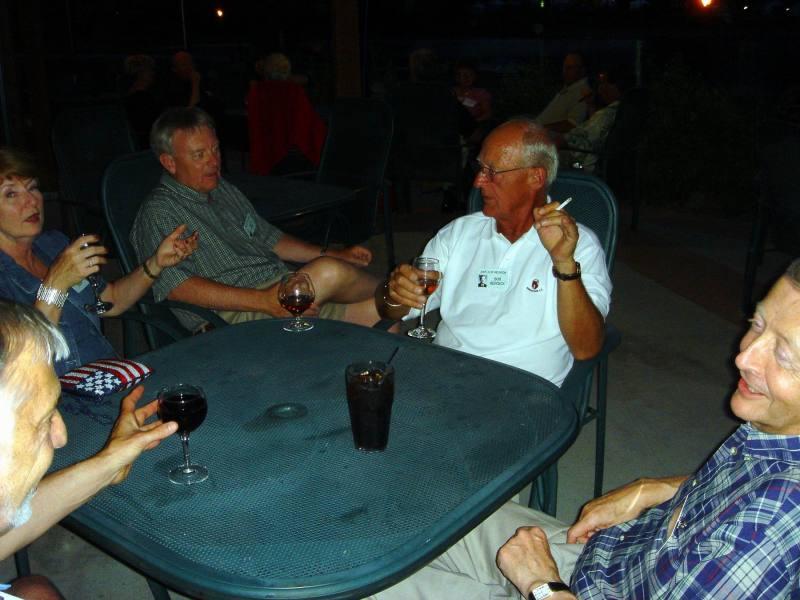 2005/07(July)/05(SDSMT-Reunion)/800x600_2005-07-09-Chophouse-DSP-21.JPG