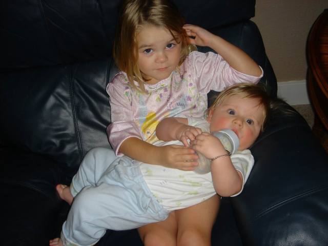 2005-08-19-Ian-Missy-0.JPG