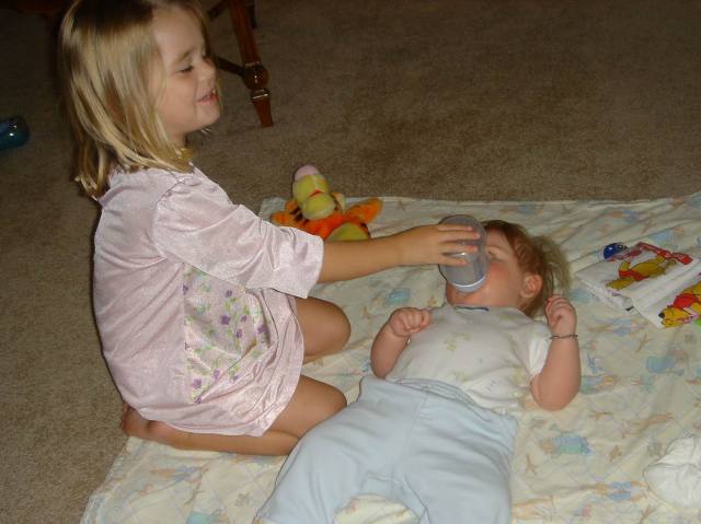 2005-08-19-Ian-Missy-5.JPG