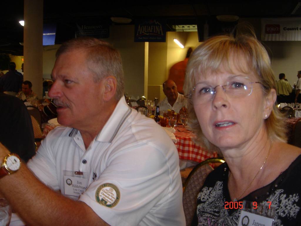 2005/09(Sept)/03(Pinehurst)/01(Day1-Traveling-Day-2-Practice)/1024x768_2005-09-07-06-Practice-Rd-Day-Evening-Picnic.JPG