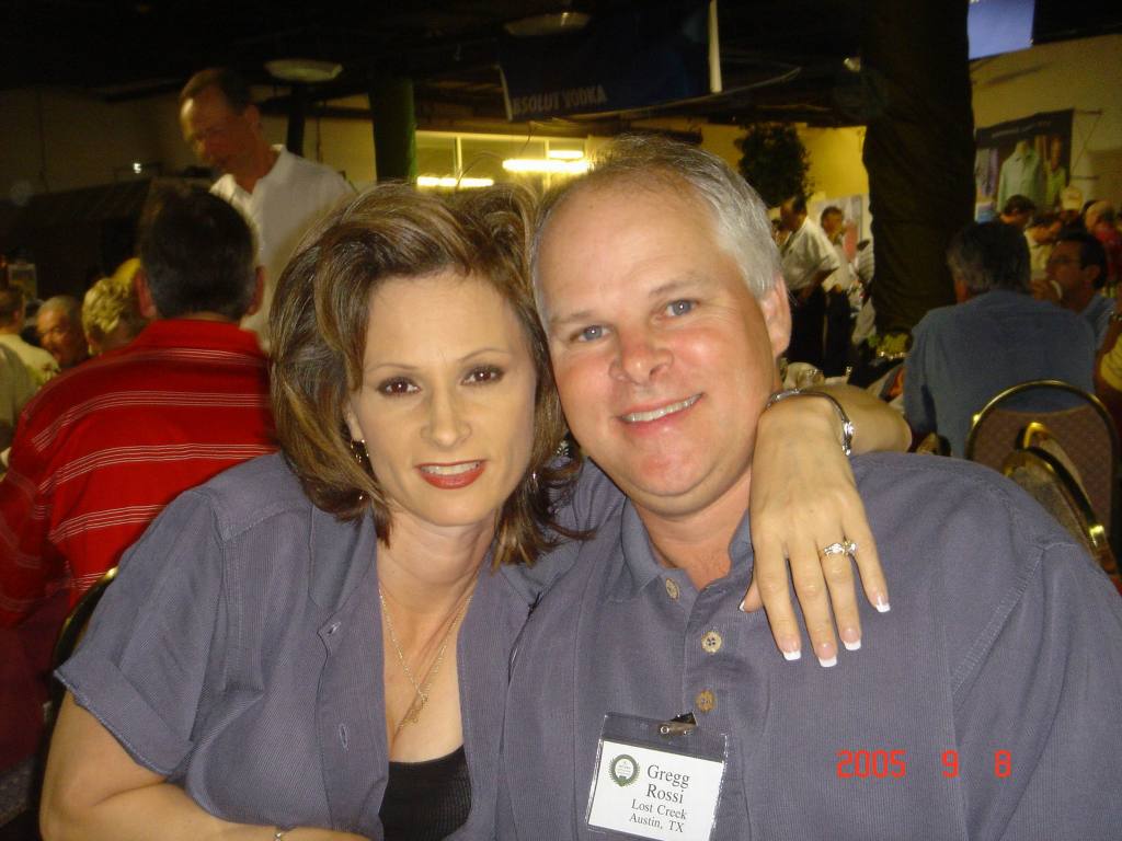 2005/09(Sept)/03(Pinehurst)/02(Round-1)/1024x768_2005-09-08-18-International-Cuisine.JPG