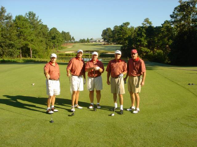 2005/09(Sept)/03(Pinehurst)/02(Round-1)/640x480_2005-09-08-02-1st-Round-Course-8.JPG