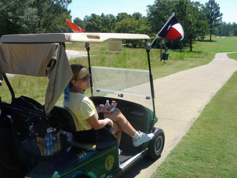 2005/09(Sept)/03(Pinehurst)/02(Round-1)/800x600_2005-09-08-12-1st-Round-Course-8.JPG