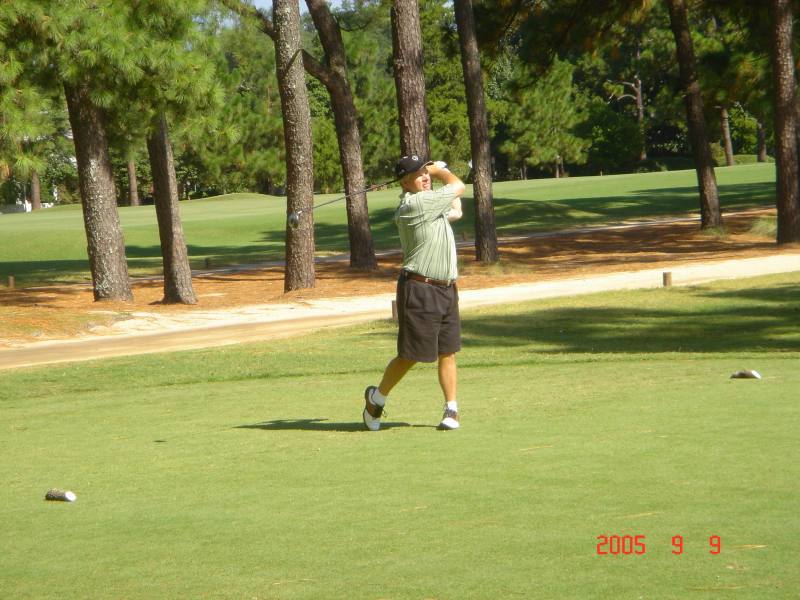 2005/09(Sept)/03(Pinehurst)/03(Round-2)/800x600_2005-09-09-11-2ndRound-Course2.JPG