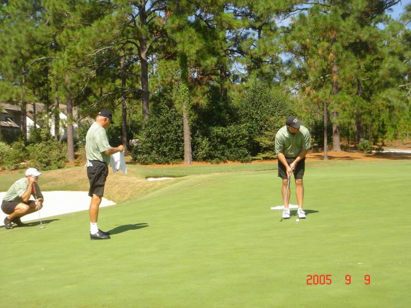 2005/09(Sept)/03(Pinehurst)/03(Round-2)/800x600_2005-09-09-14-2ndRound-Course2.JPG