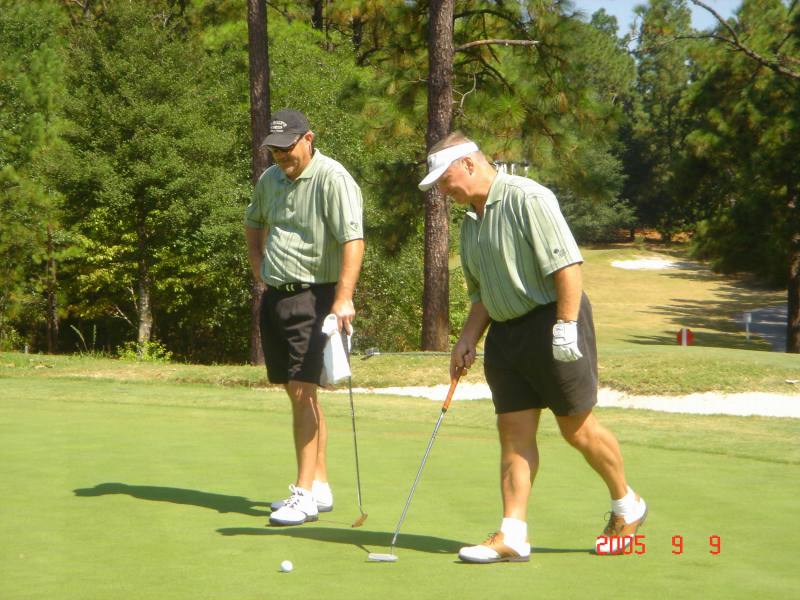 2005/09(Sept)/03(Pinehurst)/03(Round-2)/800x600_2005-09-09-16-2ndRound-Course2.JPG