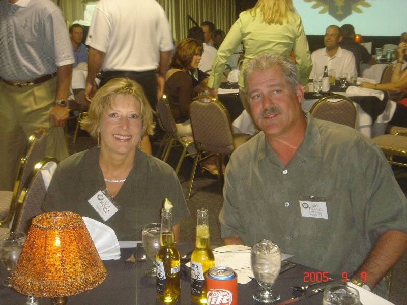 2005/09(Sept)/03(Pinehurst)/03(Round-2)/800x600_2005-09-09-39-Dinner.JPG