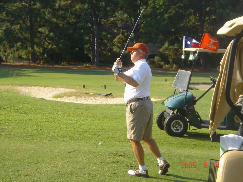 2005/09(Sept)/03(Pinehurst)/04(Round-3)/1024x768_2005-09-10-14-Round3-Course5.JPG