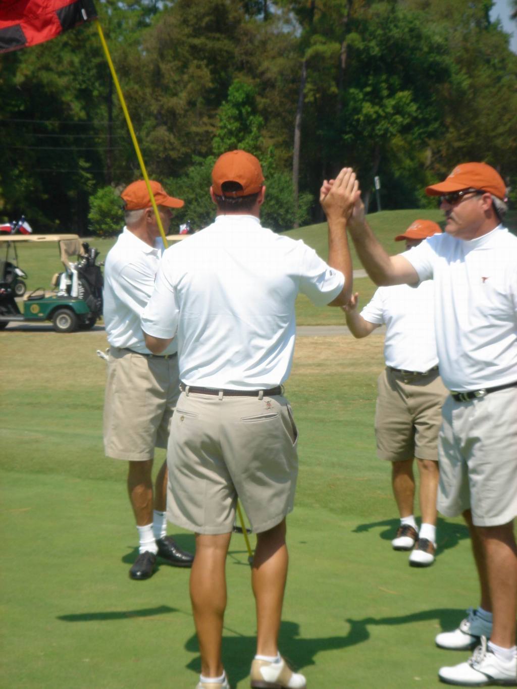 2005/09(Sept)/03(Pinehurst)/04(Round-3)/1024x768_2005-09-10-44-Round3-Course5.JPG