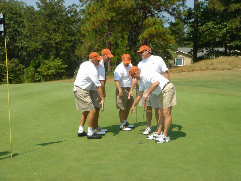 2005/09(Sept)/03(Pinehurst)/04(Round-3)/1024x768_2005-09-10-58-Round3-Course5.JPG