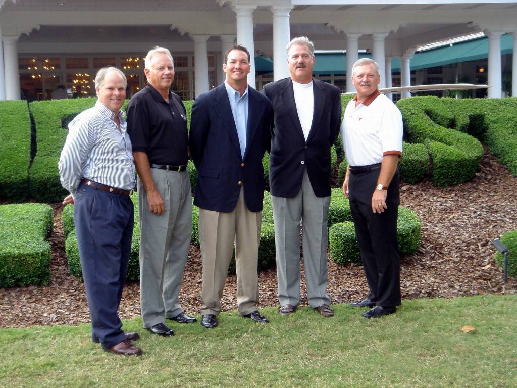 2005/09(Sept)/03(Pinehurst)/04(Round-3)/1024x768_2005-09-10-69-Awards-Evening.JPG