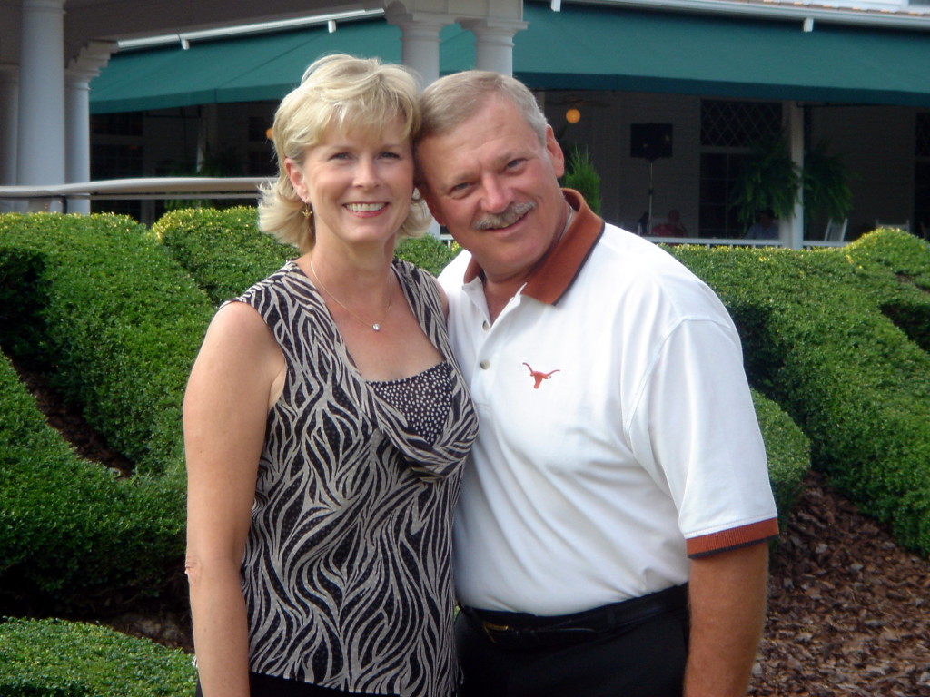 2005/09(Sept)/03(Pinehurst)/04(Round-3)/1024x768_2005-09-10-71-Awards-Evening.JPG