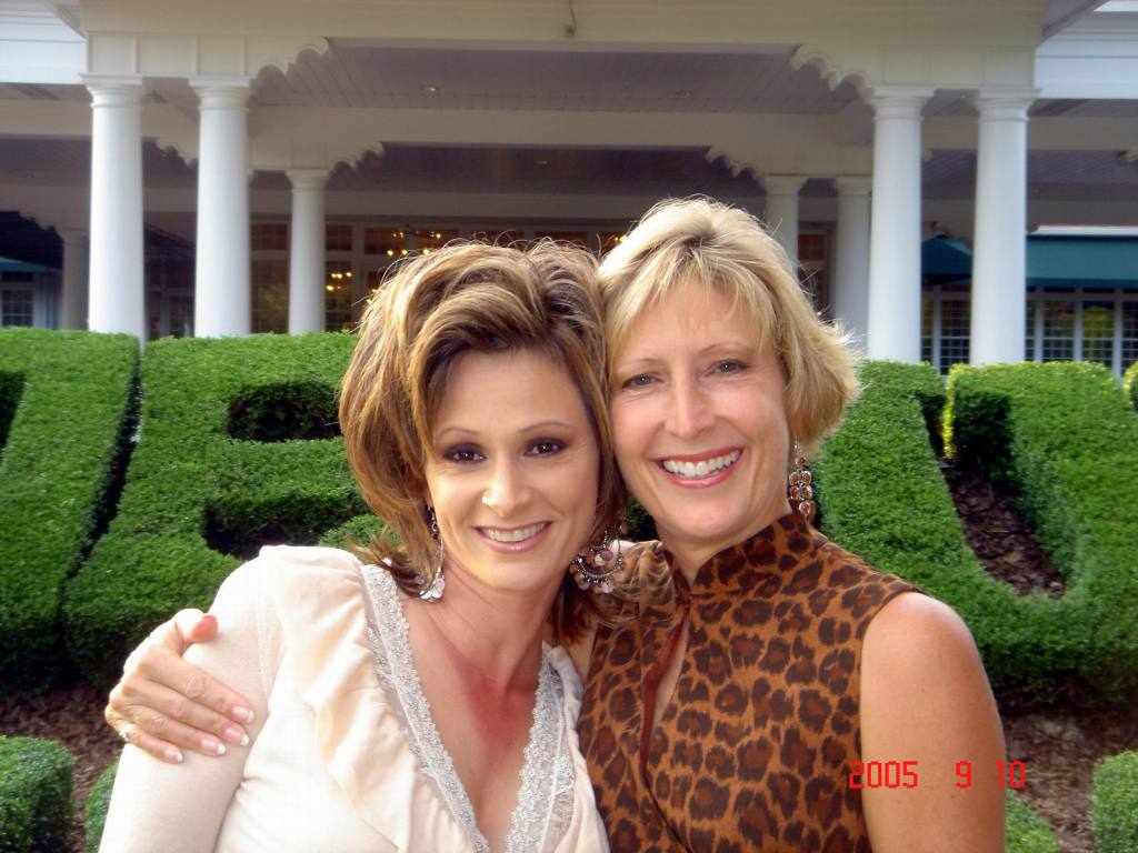 2005/09(Sept)/03(Pinehurst)/04(Round-3)/1024x768_2005-09-10-73-Awards-Evening.JPG