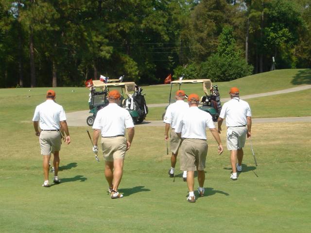 2005/09(Sept)/03(Pinehurst)/04(Round-3)/640x480_2005-09-10-45-Round3-Course5.JPG