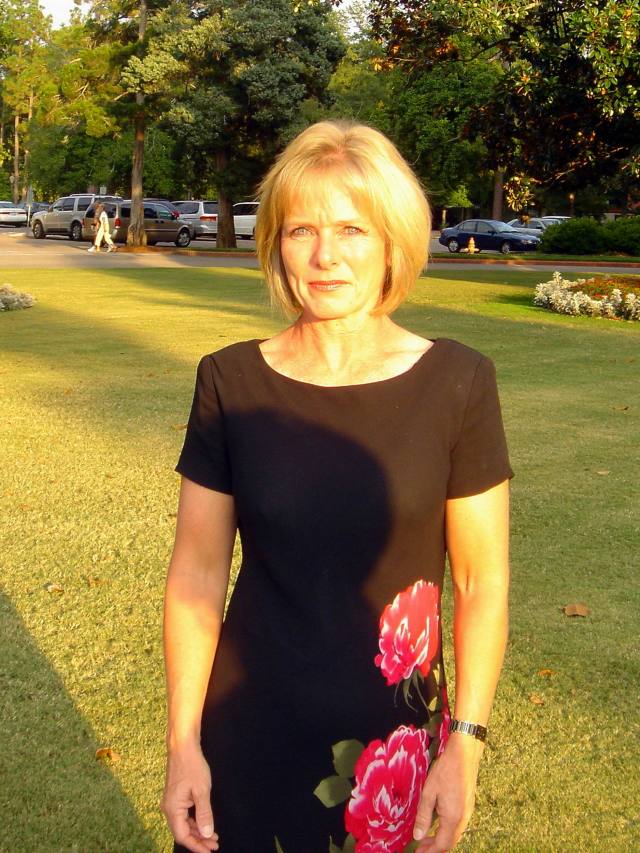 2005/09(Sept)/03(Pinehurst)/04(Round-3)/640x480_2005-09-10-78-Awards-Evening.JPG